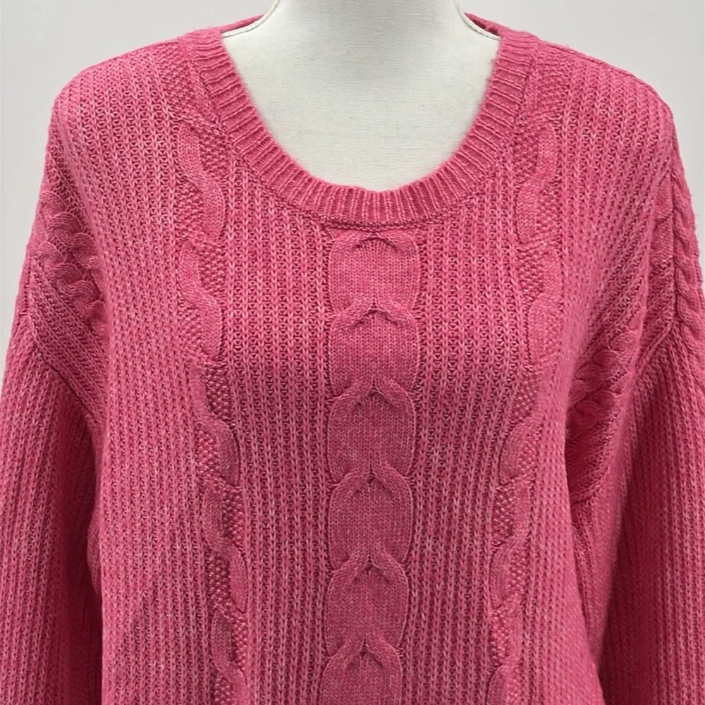 Cabi Elsa Cable Knit Crewneck Pullover Sweater in Pink - Size Medium - Picture 4 of 8
